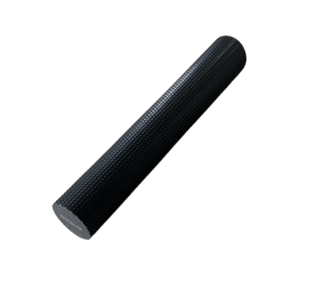 Lang, sort foamroller med en tekstureret overflade. Måler 15 x 90 cm og er fra mærket NORGYM.