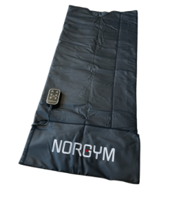 Sort infrarødt saunatæppe med velcro og kontrolpanel. "NORGYM" logo nederst. 1-zone design.