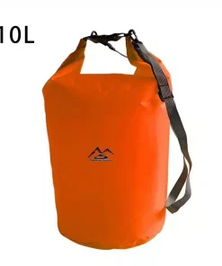 Orange 10L vandtæt pose med justerbar skulderrem og sort lukning. Perfekt til udendørs aktiviteter.