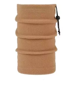 Brun halsedisse i blødt fleece med justerbar snøre og rynker for komfort og isolering.