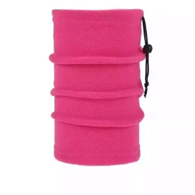 Halsedisse i blød pink fleece med justerbar sort snor. Cylindrisk form med vandrette syninger.