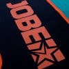 Jobe logo i orange på sort baggrund med orange syninger.
