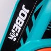 Nærbillede af Jobe logo på et paddleboard.