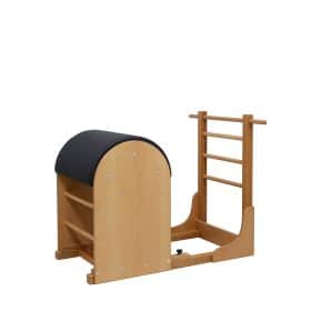 Træpilates-barrel med polstret top.