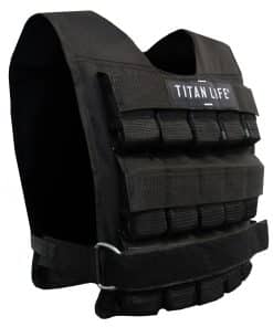 Sort vægtvest med mærket Titan Life