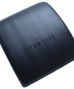 Sort træningspude med Titan Life logo.