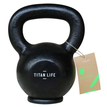 Sort kettlebell med Titan Life logo